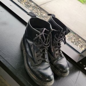 Vintage Dr Doc Martens Marten Boots Shoes Mens 7.5 Womens 9 Black Leather